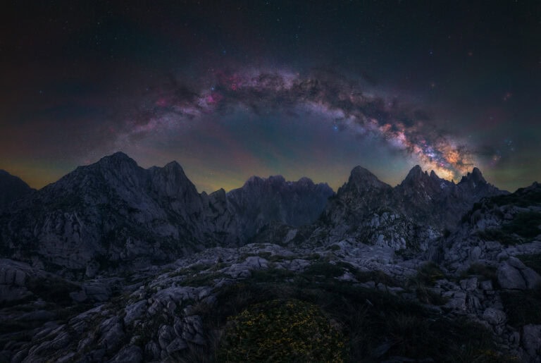mountain photography in the night with the milkyway over the sky